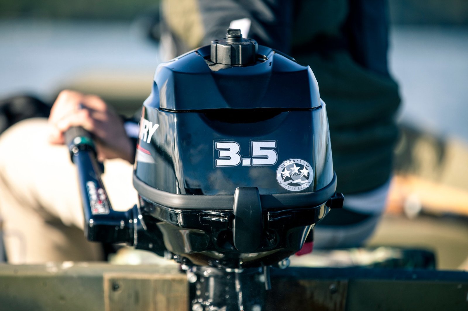 Mercury 3.5 HP MH Outboard Motor - Image 8